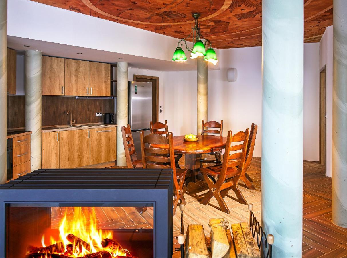 Hotel Dymnik Rumburk Buitenkant foto