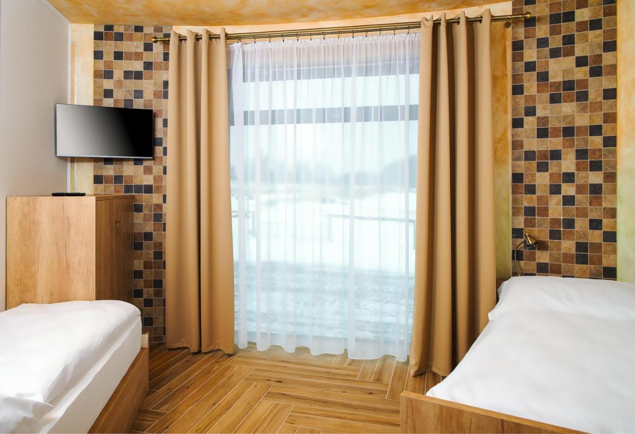 Hotel Dymnik Rumburk Buitenkant foto