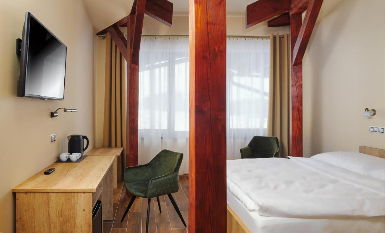 Hotel Dymnik Rumburk Buitenkant foto