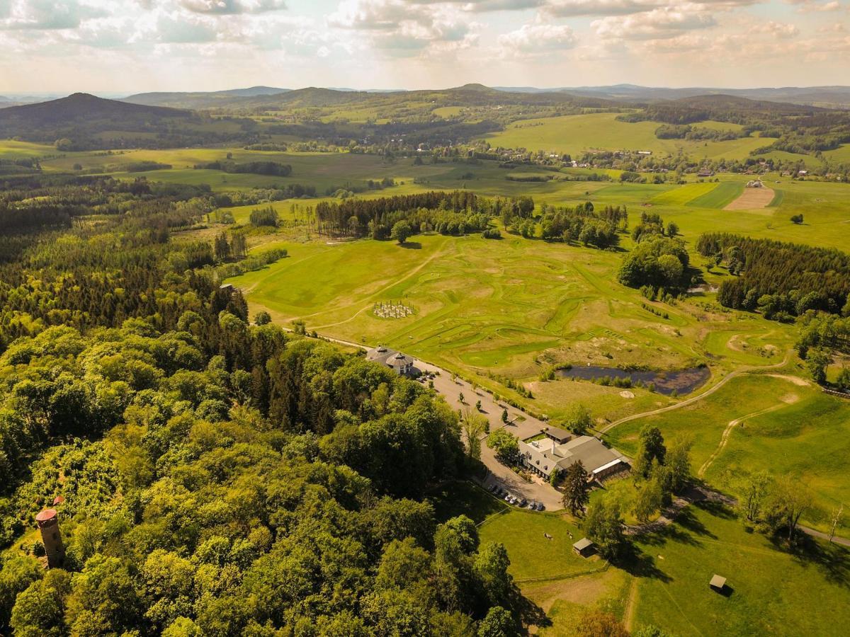 Hotel Dymnik Rumburk Buitenkant foto